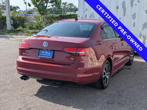 Used 2017 Volkswagen Jetta SE FWD image 5