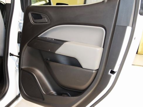 Used 2015 Chevrolet Colorado W/T w/ WT Convenience Package image 50