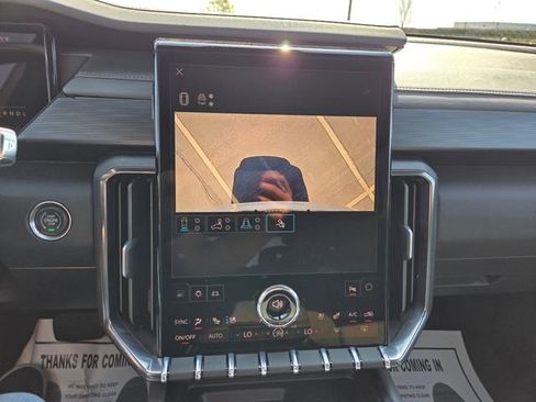 Used 2026 GMC Acadia AT4 w/ Super Cruise Package AWD/4WD image 30