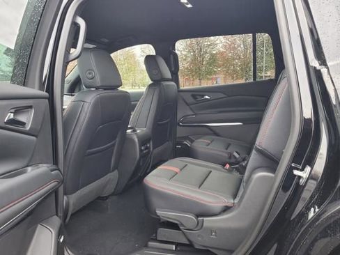New 2026 Chevrolet Traverse RS image 23