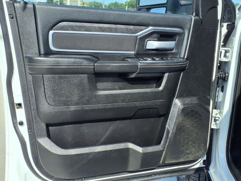 Used 2024 RAM 2500 Big Horn AWD/4WD image 26