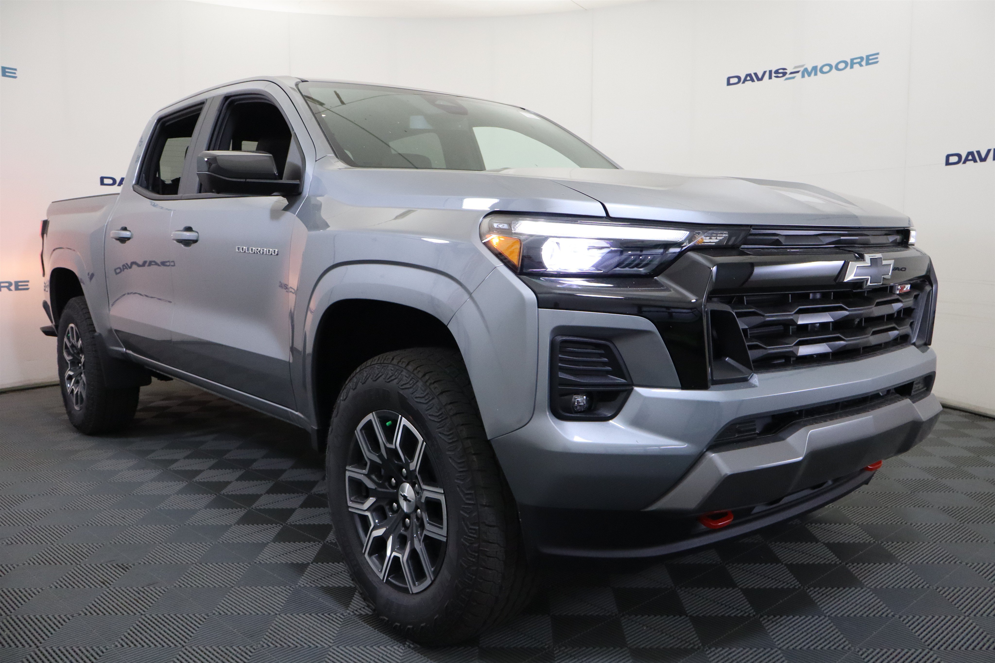 New 2026 Chevrolet Colorado Z71 w/ Technology Package AWD/4WD image 3