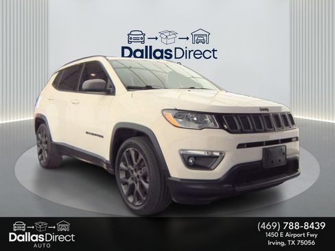 Used 2021 Jeep Compass Latitude image 2