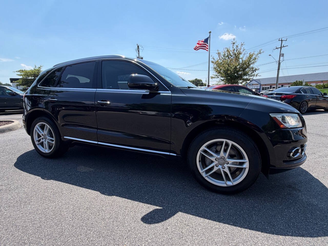 Used 2015 Audi Q5 2.0T Premium Plus w/ Technology Package AWD/4WD image 14
