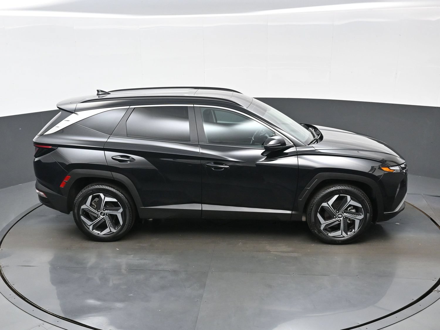 Certified 2024 Hyundai Tucson SEL w/ Convenience Package AWD/4WD image 40