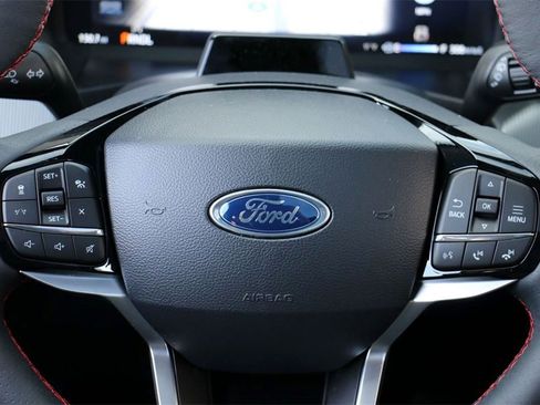 New 2026 Ford Explorer ST-Line w/ ST-Line Street Pack image 25