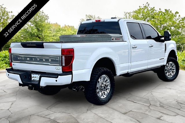 Used 2022 Ford F250 Limited AWD/4WD image 2
