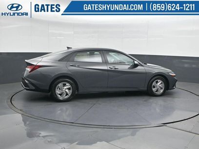 New 2026 Hyundai Elantra SE