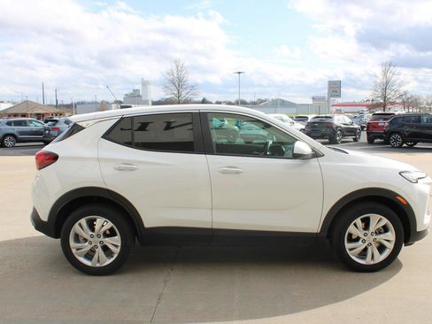 Used 2025 Buick Encore GX Preferred image 6