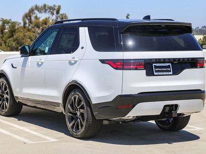 New 2025 Land Rover Discovery Dynamic SE