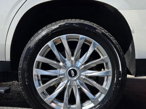 Used 2021 Cadillac Escalade Premium Luxury w/ Performance Package image 8