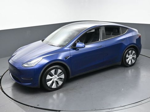 Used 2021 Tesla Model Y 2WD image 41