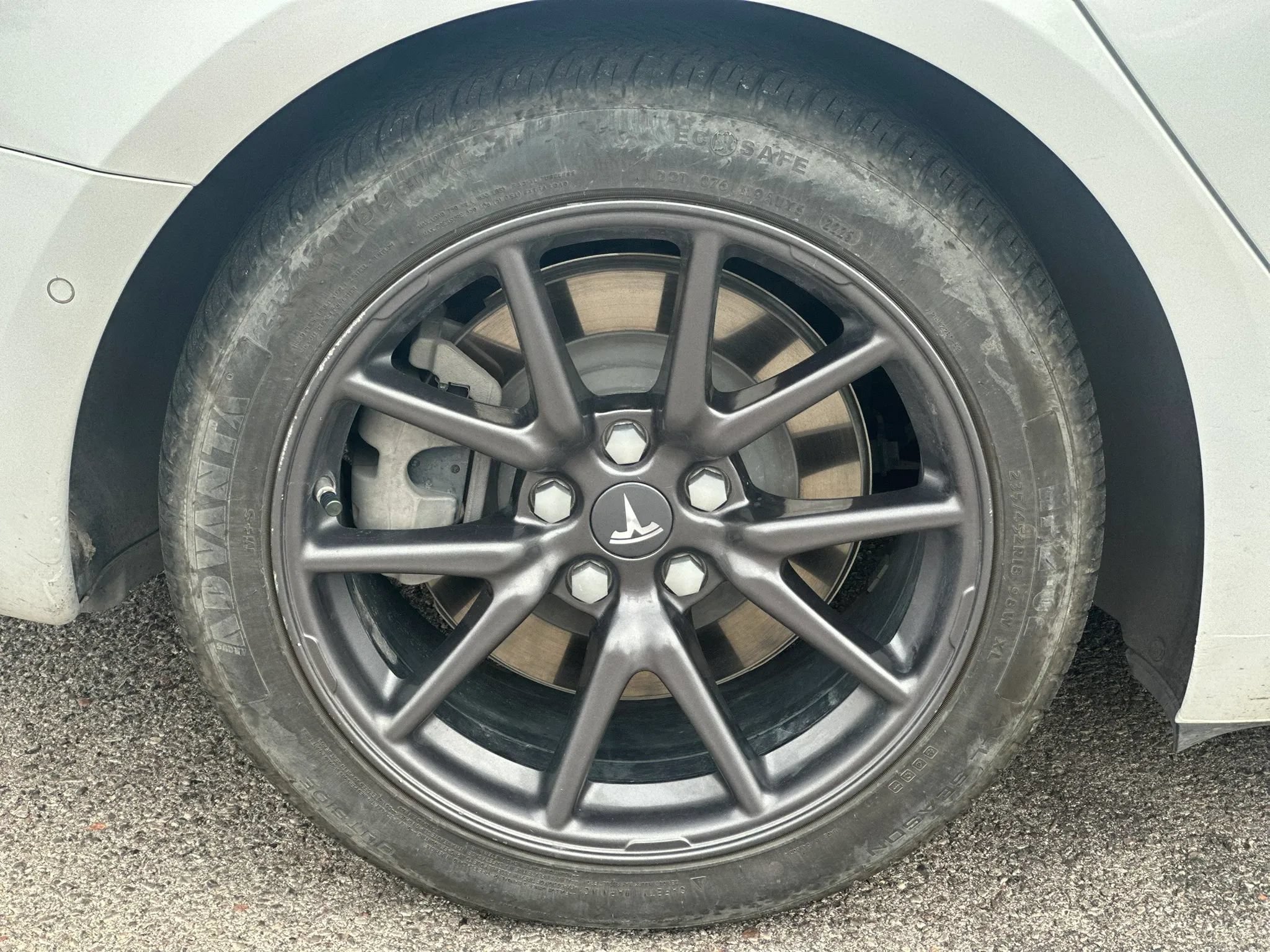 Used 2020 Tesla Model 3 Long Range AWD/4WD image 26