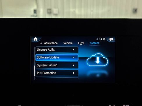 Used 2023 Mercedes-Benz Sprinter 2500 w/ Acoustic Package image 33