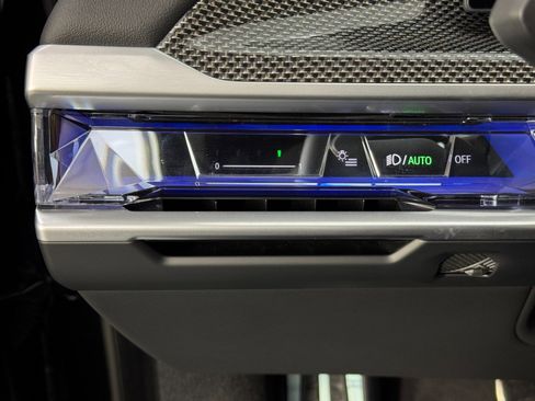 Used 2023 BMW i7 xDrive60 w/ Parking Assistance Package image 20