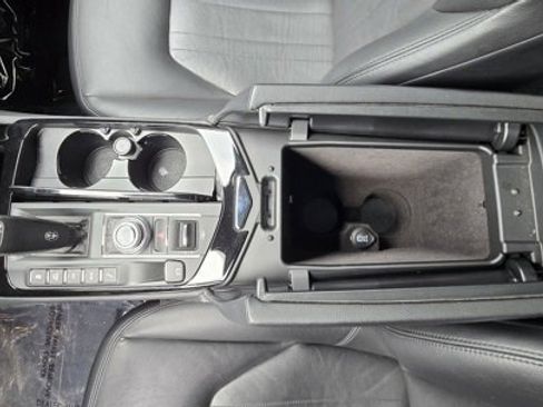 Used 2019 Maserati Levante image 38