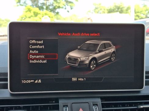 Used 2018 Audi Q5 2.0T Premium Plus w/ Premium Plus Package AWD/4WD image 25