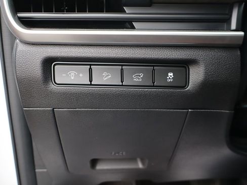 Used 2024 Kia Telluride EX w/ EX Captain's Chair Package image 13