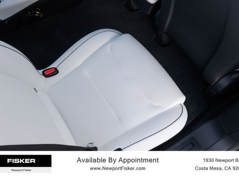 Used 2023 Tesla Model X Plaid image 29