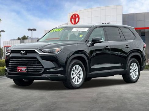 Certified 2025 Toyota Grand Highlander AWD image 10