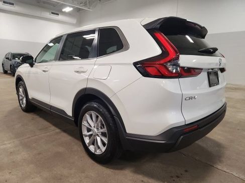 Certified 2025 Honda CR-V EX image 5