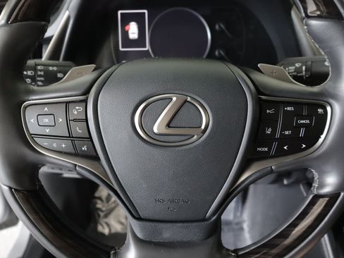 Used 2019 Lexus ES 350 w/ Premium Package FWD image 14