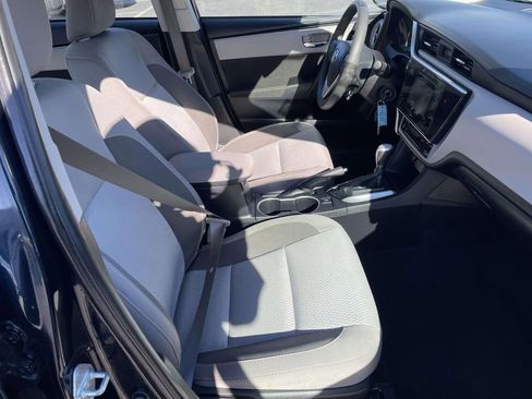 Used 2019 Toyota Corolla LE image 46