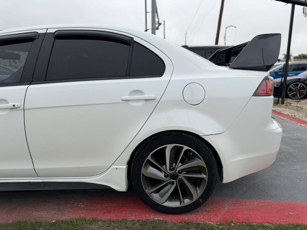 Used 2012 Mitsubishi Lancer ES FWD image 5