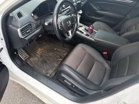 Used 2020 Honda Accord Sport image 6