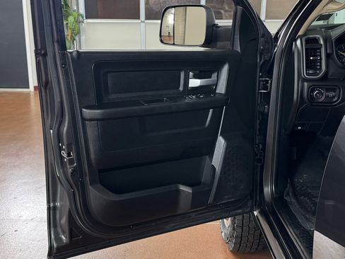 Used 2019 RAM 3500 Tradesman image 15