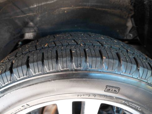 Used 2023 Toyota 4Runner Limited image 30