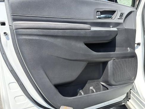 Used 2023 Toyota Sienna XSE AWD/4WD image 10
