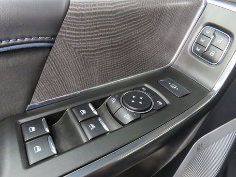 Used 2025 Ford F250 Platinum image 78