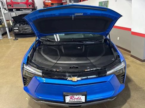 Used 2024 Chevrolet Blazer EV LT AWD/4WD image 15