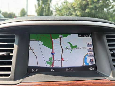 Used 2018 Nissan Pathfinder Platinum AWD/4WD image 5