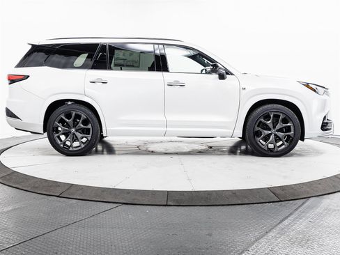 New 2026 Lexus TX 500h AWD image 14