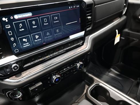 New 2026 GMC Sierra 1500 SLT w/ SLT Premium Plus Package image 17