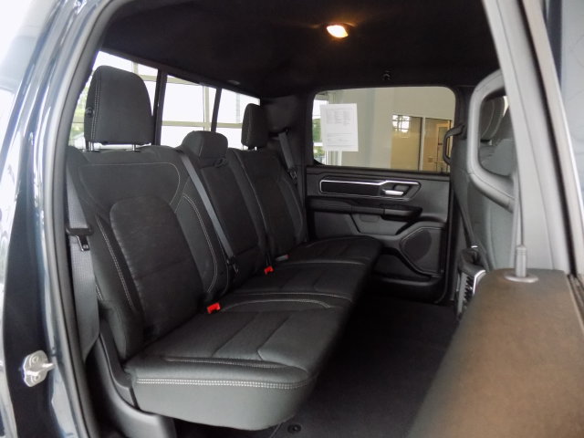 Used 2025 RAM 1500 Big Horn AWD/4WD image 29