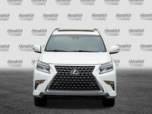 Used 2022 Lexus GX 460 Premium w/ Accessory Package AWD/4WD image 3