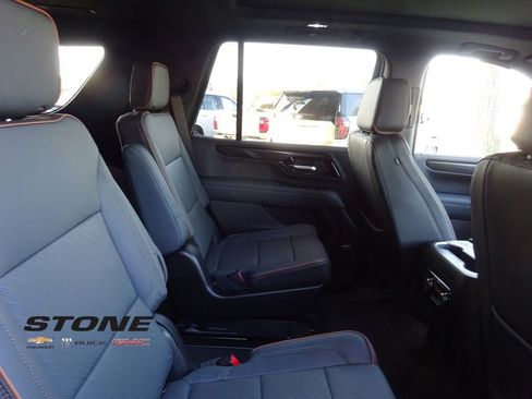 New 2026 GMC Yukon AT4 w/ AT4 Premium Package image 23