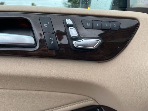 Used 2018 Mercedes-Benz GLE 350 4MATIC image 12