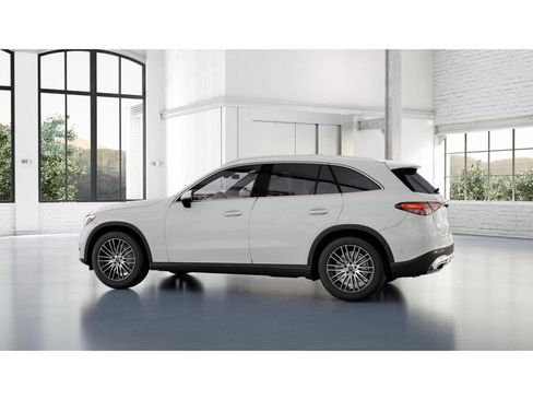 New 2026 Mercedes-Benz GLC 300 4MATIC image 32