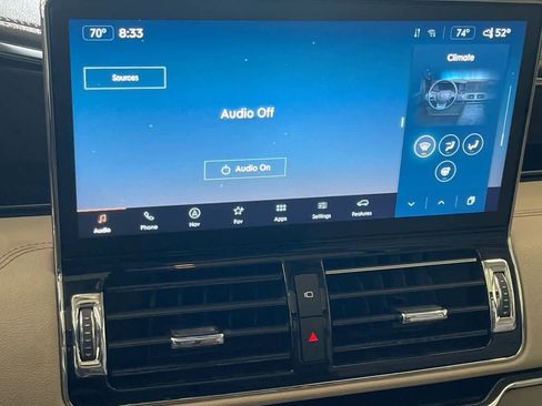 Used 2022 Lincoln Navigator L Reserve image 16