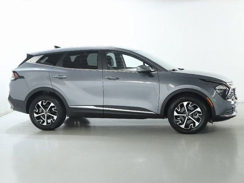 Used 2023 Kia Sportage EX FWD image 11