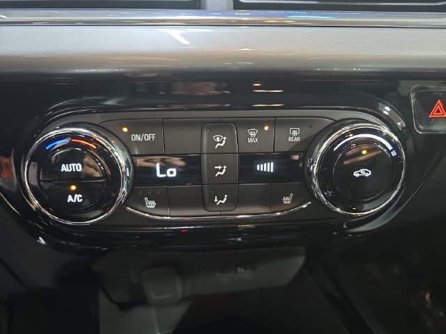 New 2026 Chevrolet Trax LT w/ Driver Confidence Package FWD image 23