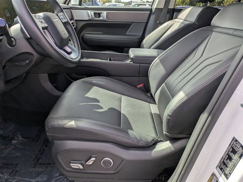 Used 2025 Hyundai Santa Fe SEL image 24