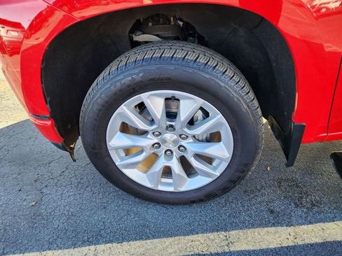 Used 2022 Chevrolet Silverado 1500 Custom image 10