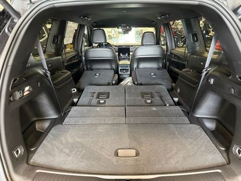 New 2025 Jeep Grand Cherokee L Limited w/ Trailer Tow Package image 21