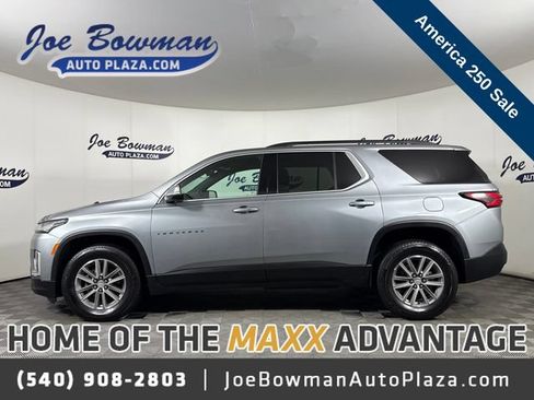 Used 2023 Chevrolet Traverse LT AWD/4WD image 1