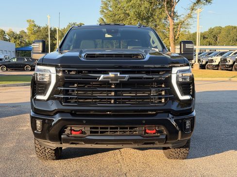 Used 2026 Chevrolet Silverado 2500 LT w/ Trail Boss Package AWD/4WD image 6
